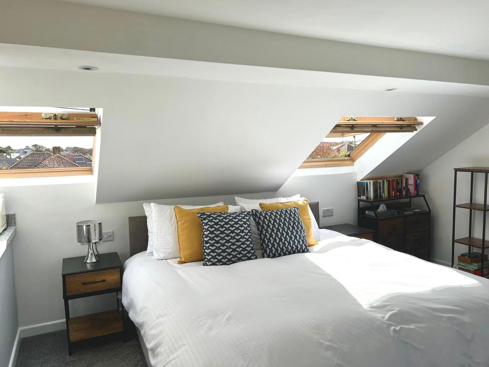 Seascape - Stylish Modern Apartment Barton on Sea Buitenkant foto